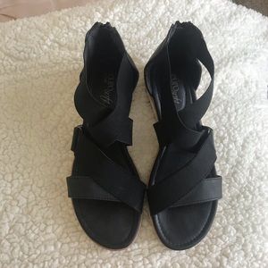 Eurosoft thick strappy sandal
